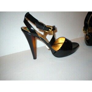 New $229 Womens Heels Report Black Patent Leather 8 Shoes Sandals Beautiful Cool